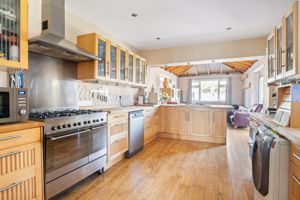 Photo 16- click for photo gallery